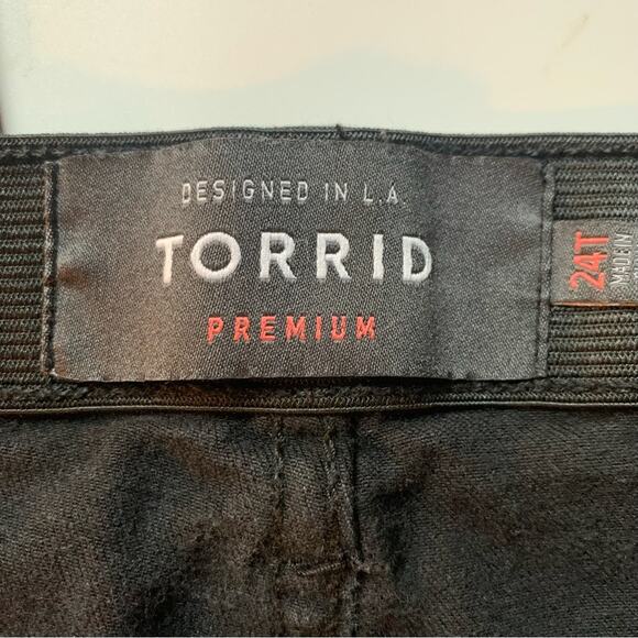 Torrid Premium Sky High Skinny Black Jeans TALL Size 24T - Picture 4 of 8
